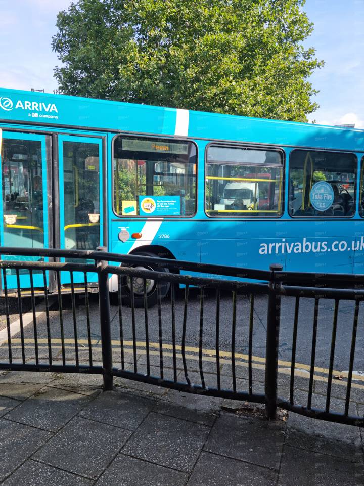 Image of Arriva Beds and Bucks vehicle 2786. Taken by Victoria T at 10.07 on 2021.09.21